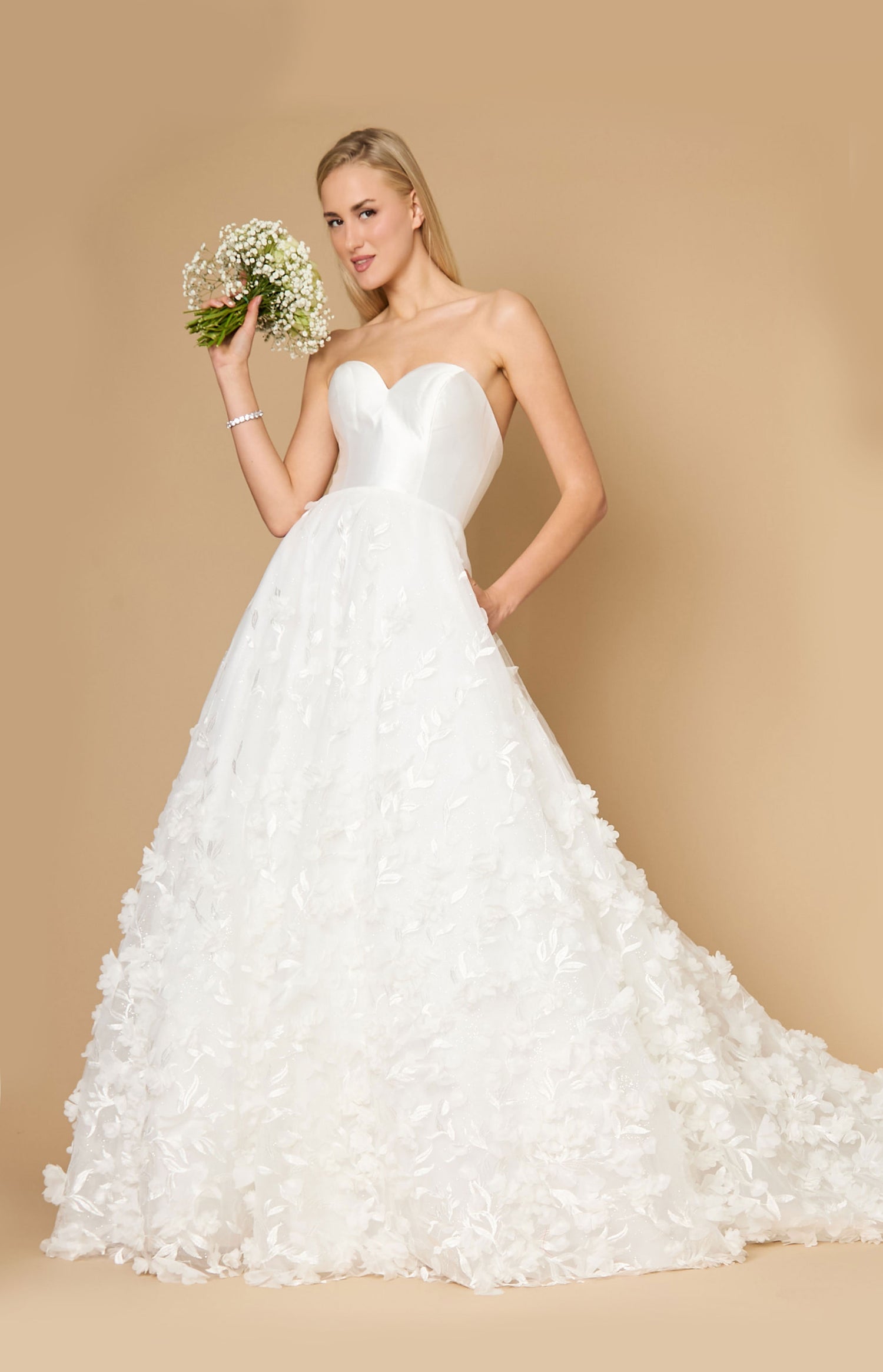 Wedding Dresses Long Strapless Embroidery Wedding Dress Off White